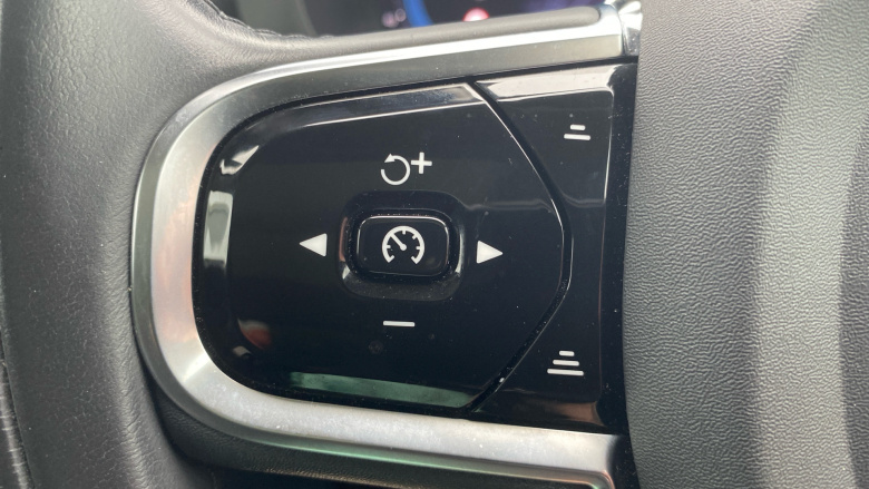 Volvo Xc60 2.0 T8 455 RC PHEV Inscription Pro 5dr AWD Auto Estate